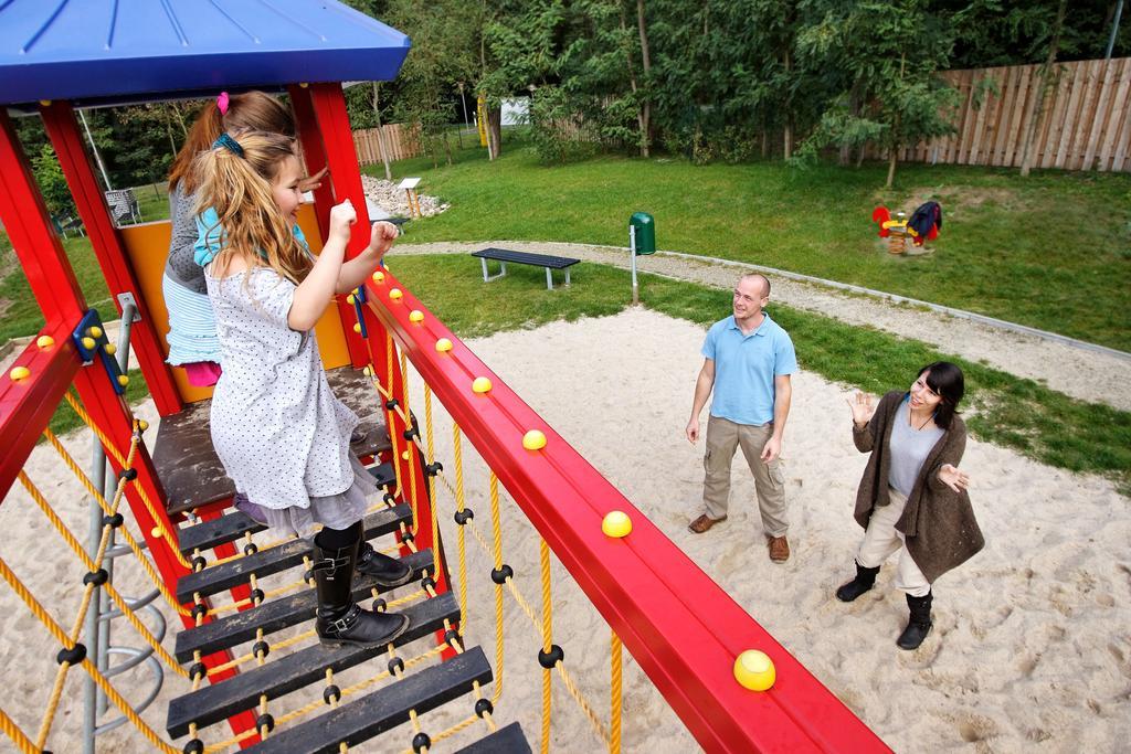 Schlosspark באד סארואו מראה חיצוני תמונה